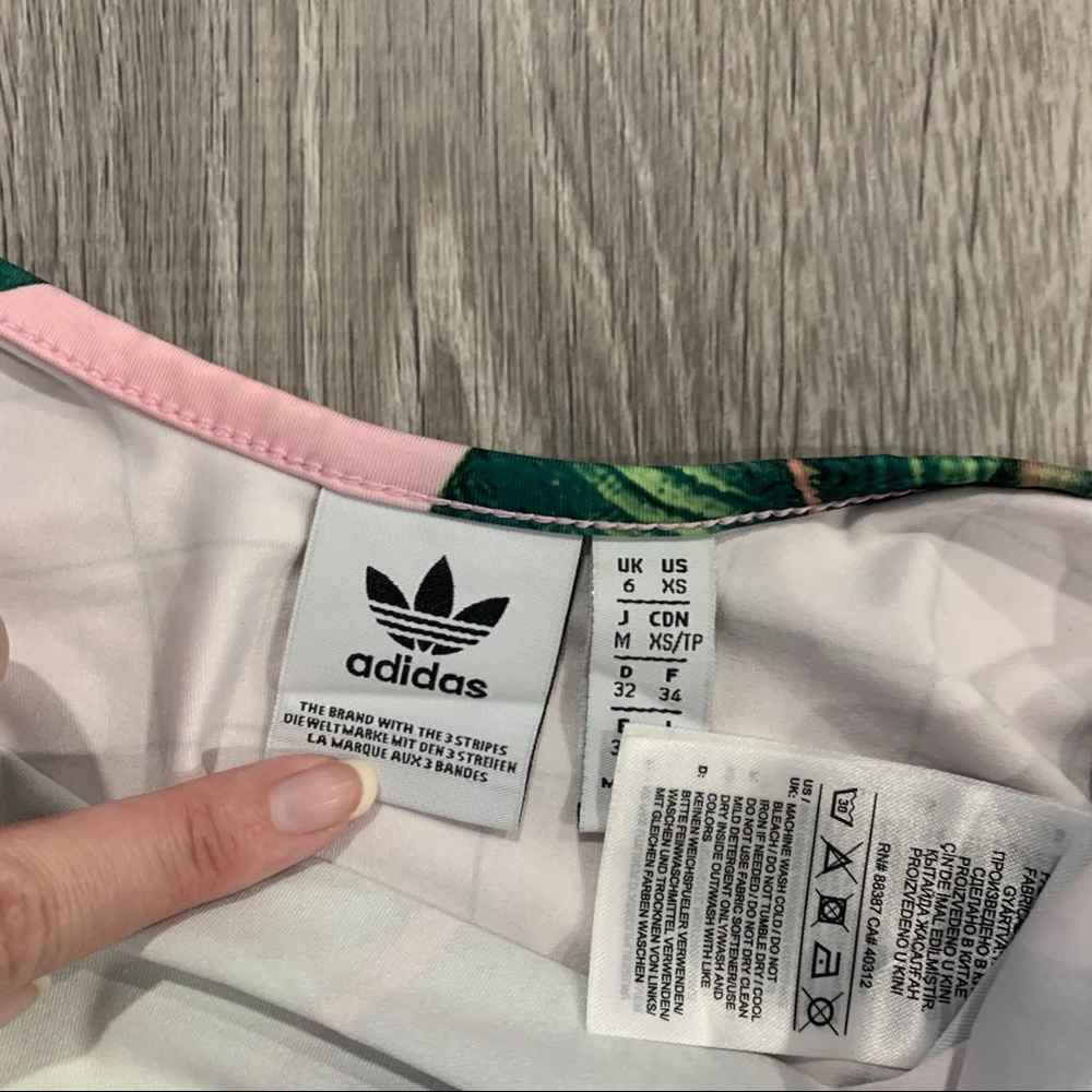 FARM Rio Pink Tropical Leaf One-Piece Bodysuit - Picture 5 of 6